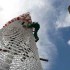 O centro da cidade de Curitiba será iluminado por uma árvore de 12 metros feita com 4 mil garrafas plásticas