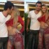 Rodrigo Phavanello não resiste à roupa sexy e agarra namorada na porta de casa