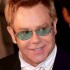 Filho de Elton John mora com duas babás em apartamento próprio