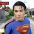 Homem faz cirurgia para se parecer com o Super-Man (Super-Homem)