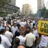 Taxistas fazem protesto contra proposta que regulariza o Uber em São Paulo