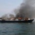 Incêndio em balsa deixa 23 mortos e dezenas de feridos na Indonésia