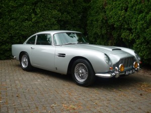 aston-martin-db5-vantage