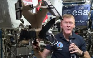Astronauta britânico se torna o primeiro homem a correr maratona no espaço