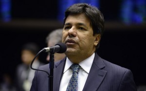 Governo Temer suspende novas vagas para Pronatec, ProUni e Fies