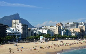 Mulher é presa por racismo em bairro nobre do Rio de Janeiro