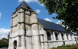 França identifica segundo autor de ataque terrorista em igreja