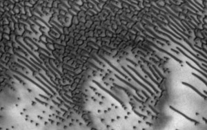 Projeto da Nasa decifra "mensagem em código morse" na superfície de Marte