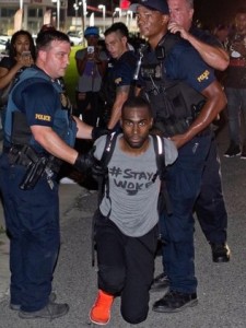 Em protestos contra violência policial, cerca de 200 pessoas são presas nos EUA