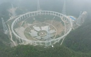 China finaliza maior radiotelescópio do mundo