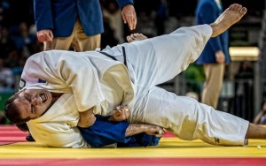Rafael Silva vence uzbeque Abdullo Tangriev e leva o bronze no judô