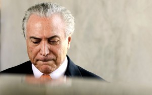 Em silêncio sobre massacre no Amazonas, Temer se reúne com ministros em Brasília
