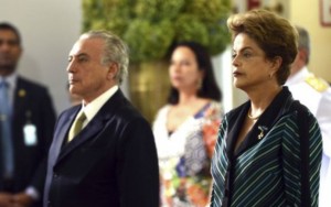 Em alegação final, Dilma ataca Aécio e pede julgamento conjunto com Temer no TSE