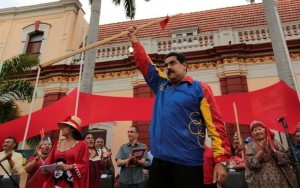 Tribunal dá golpe na Assembleia Nacional e assume poder legislativo na Venezuela