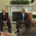 Em 1ª reunião na Casa Branca, Obama e Michelle se recusam a tirar foto com Trump