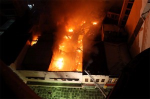 incendio-em-loja-de-roupa-torra-torra