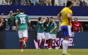 mexico-comemora-gol-contra-brasil